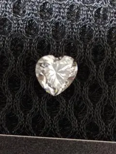 モアサナイト GRA鑑定書付 ハート型 １CT