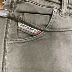 ディーゼルパンツ