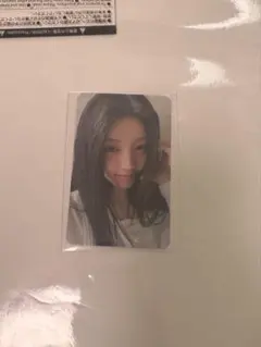 ILLIT ウォンヒ super real me hmv ラキドロ トレカ 超最安値 ILLIT ウォンヒ super real me hmvラキドロトレカ - メルカリ