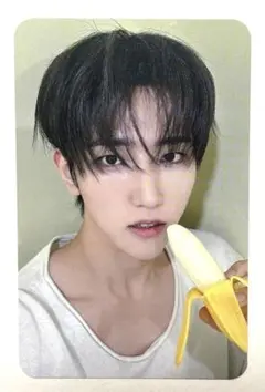 Item thumbnail for item e042852e-14ae-47ff-97ec-8e69b51f3ce2