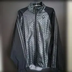 美品adidas 黒ブルゾン