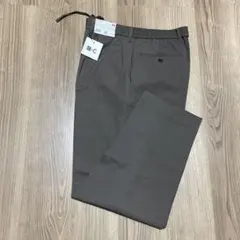 ［新品］ユニクロC タックワイドテーパードパンツ　サイズL ブラウン