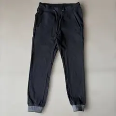 1 piu 1 uguale 3 スウェットパンツ ブラック IV（XL）のサムネイル