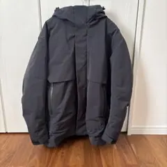 プラスJ ハイブリッドダウンオーバーサイズパーカー