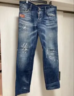 DSQUARED2 ダメージ加工デニ　ブルー