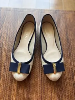 美品 ダイアナ 24.5cm フラットシューズ ラフィア調 ネイビー