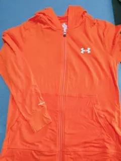Under Armour Charged Cotton フード付きウェア