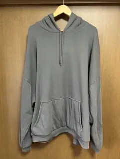 yzy gap オーバーサイズ パーカー　supreme balenciaga