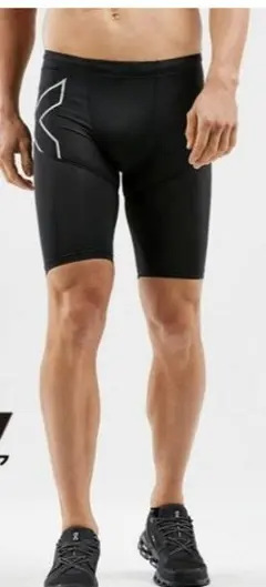 2xu ランダッシュコンプレッションショート　Sサイズ