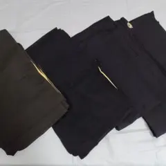黒留袖 菊 金彩　喪服着物　黒羽織　家紋入り　リメイク素材　黒い着物　まとめ売りのサムネイル