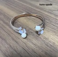 【美品】ケイト・スペード kate spadeフラワーバングル 巾着ポーチ付