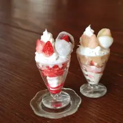 【ここあ様専用】ミニチュアスイーツ・フード いちご大福パフェのセット