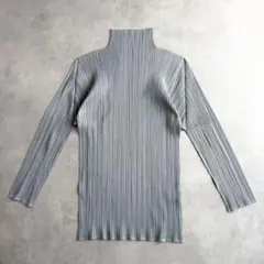 プリーツ加工✨ PLEATS PLEASE ハイネック 長袖 ブラウス トップスのサムネイル