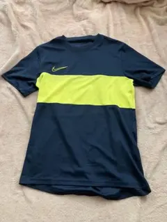 Lナイキ半袖プラクティスシャツ