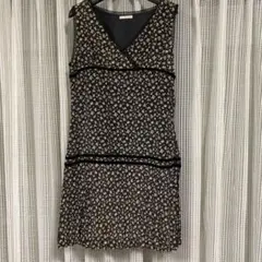 値下げ　黒　エルプラネット　小花柄　チュニック　ミニワンピース　大人かわいい