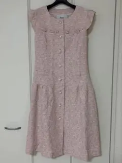パールボタン付きツイードワンピース
