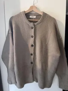 ADAM ET ROPE アダムエロペ ベージュ カーディガン