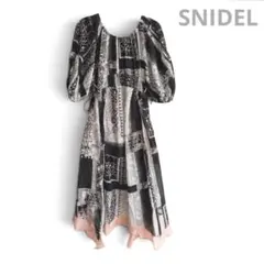 【美品】SNIDEL ロングワンピース オフショル 2WAY パフスリーブ総柄F
