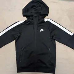 Nike ブラック フルジップパーカー