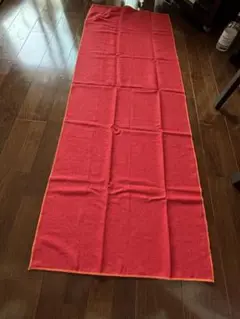オレンジ色の長方形ブランケット
