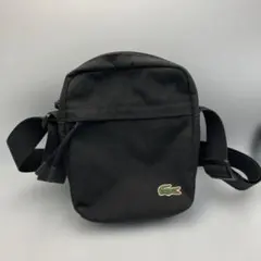 ④Lacoste ブラック ミニショルダーバッグ