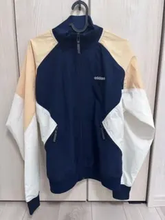 アディダスオリジナルス　ジャージ