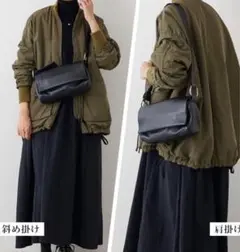 新品・未使用［ブラック］大容量　斜め掛けバック　ショルダーバッグ