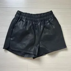 ブラック ショートパンツ