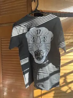 クローバル cloveru TシャツサイズMのサムネイル