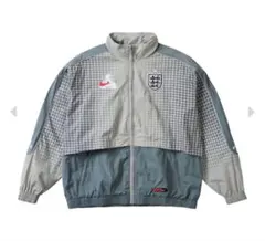 Palace Nike ナイロンジャケット・パンツセット L Palace Nike ナイロンジャケット・パンツセット L - メルカリ