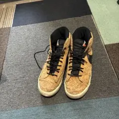 NIKE コルク ハイカットスニーカー