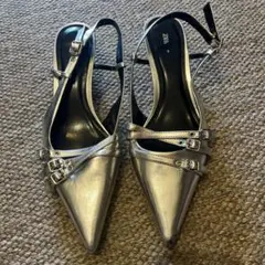 ZARA シルバー ヒール・パンプス