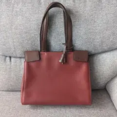 PRADA レザー トートバッグ 赤