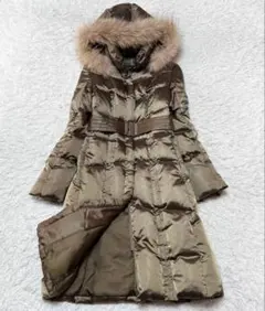 UNTITLED ベルト付き Aラインロングダウンコート フード リアルファー