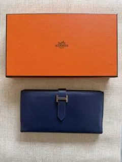美品✨HERMÈS エルメス　ベアン　長財布ネイビーのサムネイル