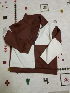 SHEIN ブラウンとアイボリーのハーフジップトレーナー