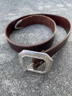 ヴィンテージ　ウエスタンベルト 型押しレザー　シルバートーンバックル　アメカジ