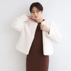 ✨新品タグ付き✨近年✨インディヴィ　フェイクファージャケットコート定価2.6万円