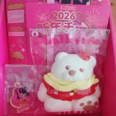 大人気！メロジョイ 2026年新年チーム【赤ずきん熊】Mellojoy - メルカリ