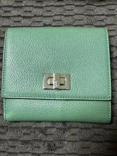 値下げ！超美品！FENDI 二つ折り財布 ミントグリーン