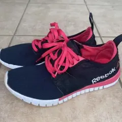 Reebokランニングシューズ　レディース　23.5のサムネイル