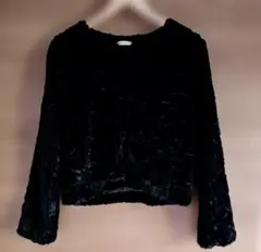 【新品未使用】a.v.v 黒 フェイクファークロップド丈コート