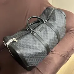 ほぼ新品　GUCCI ボストンバッグ 黒 GGパターン