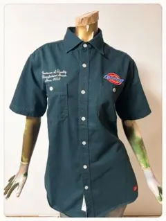 ☘️T22441☘️Dickies ロゴワッペン&刺繍半袖ワークシャツ Mのサムネイル