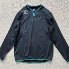 umbro ピステ　トップス　ブラック　M UBA2235