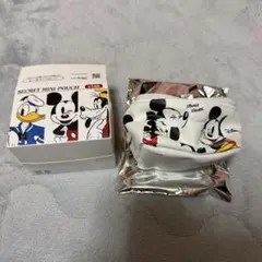 ディズニーストア シークレットポーチ ミッキー