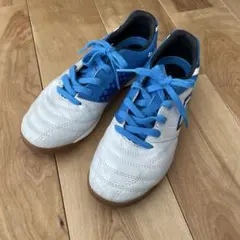 umbro サッカー　フットサルシューズ　室内用