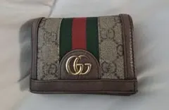 【傷みあり】GUCCI 二つ折り財布 GGロゴ