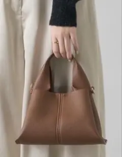 ぱんだ様　NEUNA ソフトレザー　ハンドバッグ　ミニ