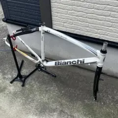 直接受け渡し@新宿Bianchi Camaleonte Sport クロスバイク - メルカリ